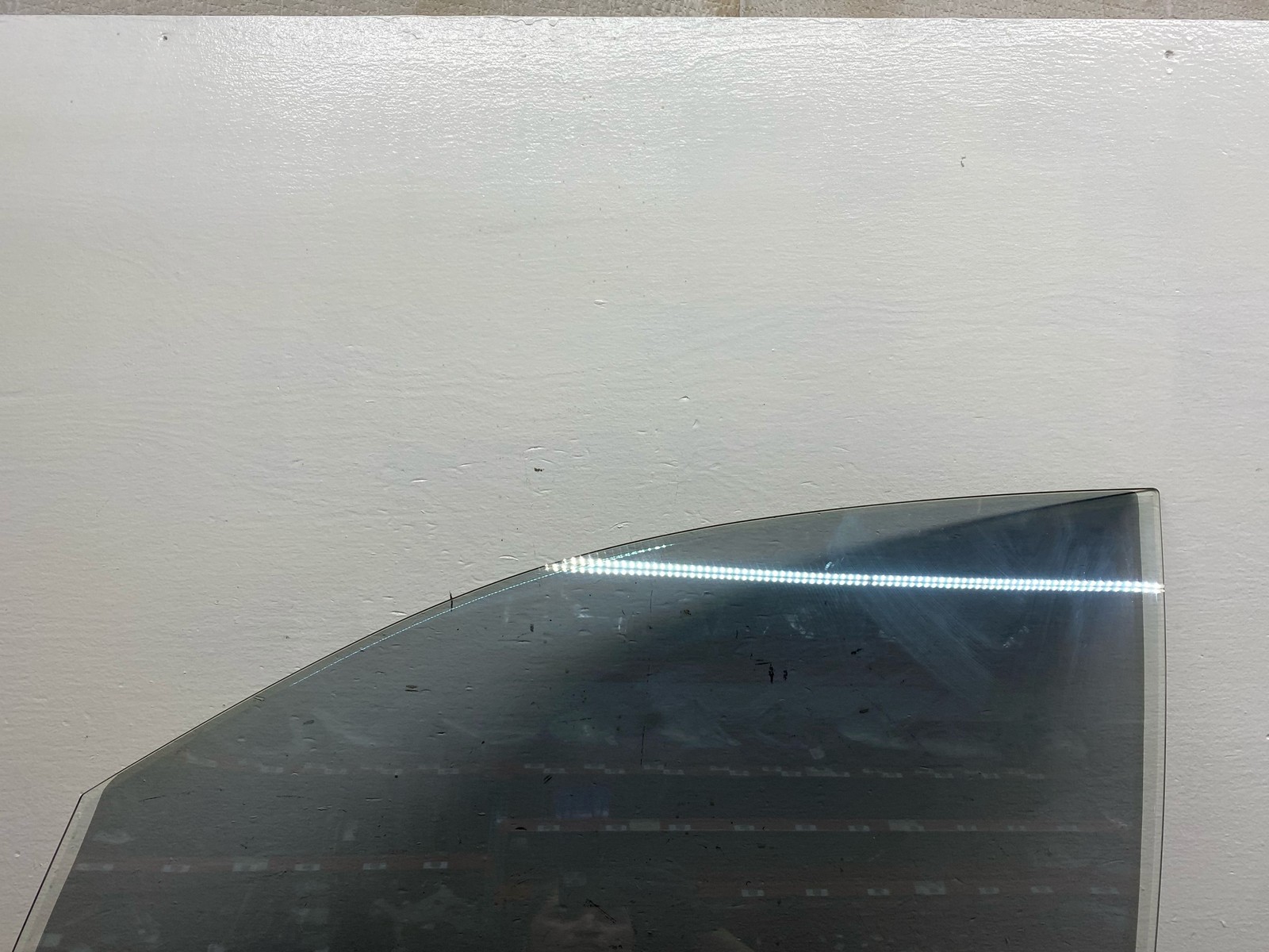 2014-2019 BENTLEY FLYING SPUR OEM FRONT LEFT DOOR WINDOW GLASS PANEL