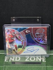 2023 Panini Spectra - Champion Signature Skyy Moore #CS-SM Nebula Prizm Auto /2