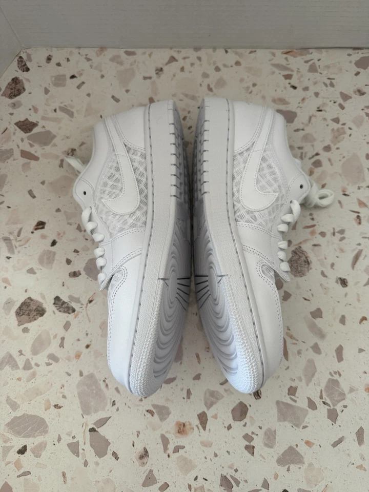 Nike Air Jordan 1 Low Breathe Triple Malla Blanca DC9508-100 Talla 11.5W/10M Foto 3 de 4