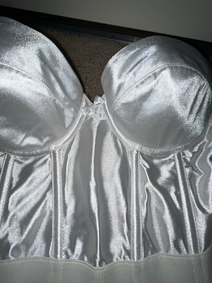 Wonderbra Blanco Satinado Sin Tirantes Acolchado Push Up Bustier Talla 34C Foto 3 de 4