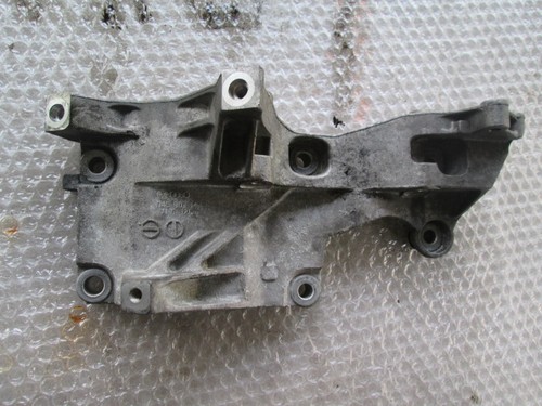 045903143E VOLKSWAGEN Fox 1.4 D 51KW 5M 3P (2006) Ersatz Gebraucht Halterung