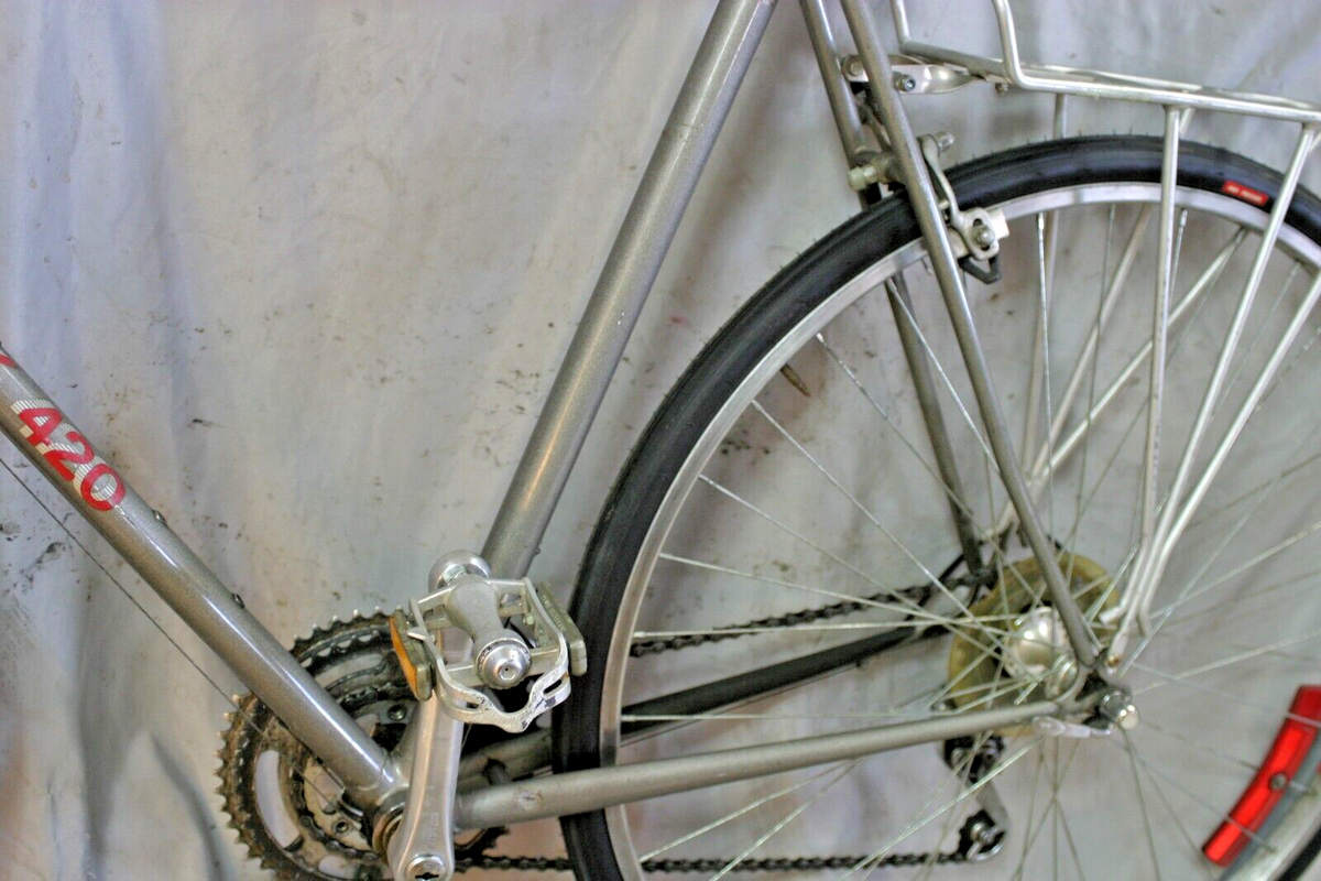 Vélo de route de tourisme Trek 420 1986 58 cm grand crampon acier