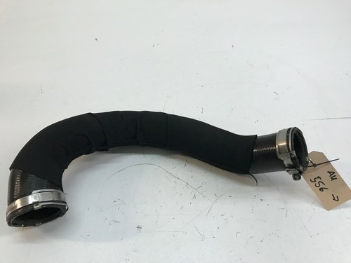 Audi A4 B8 Avant 2.0 TDI Ladeluftschlauch Ladeluftrohr vom Turbolader