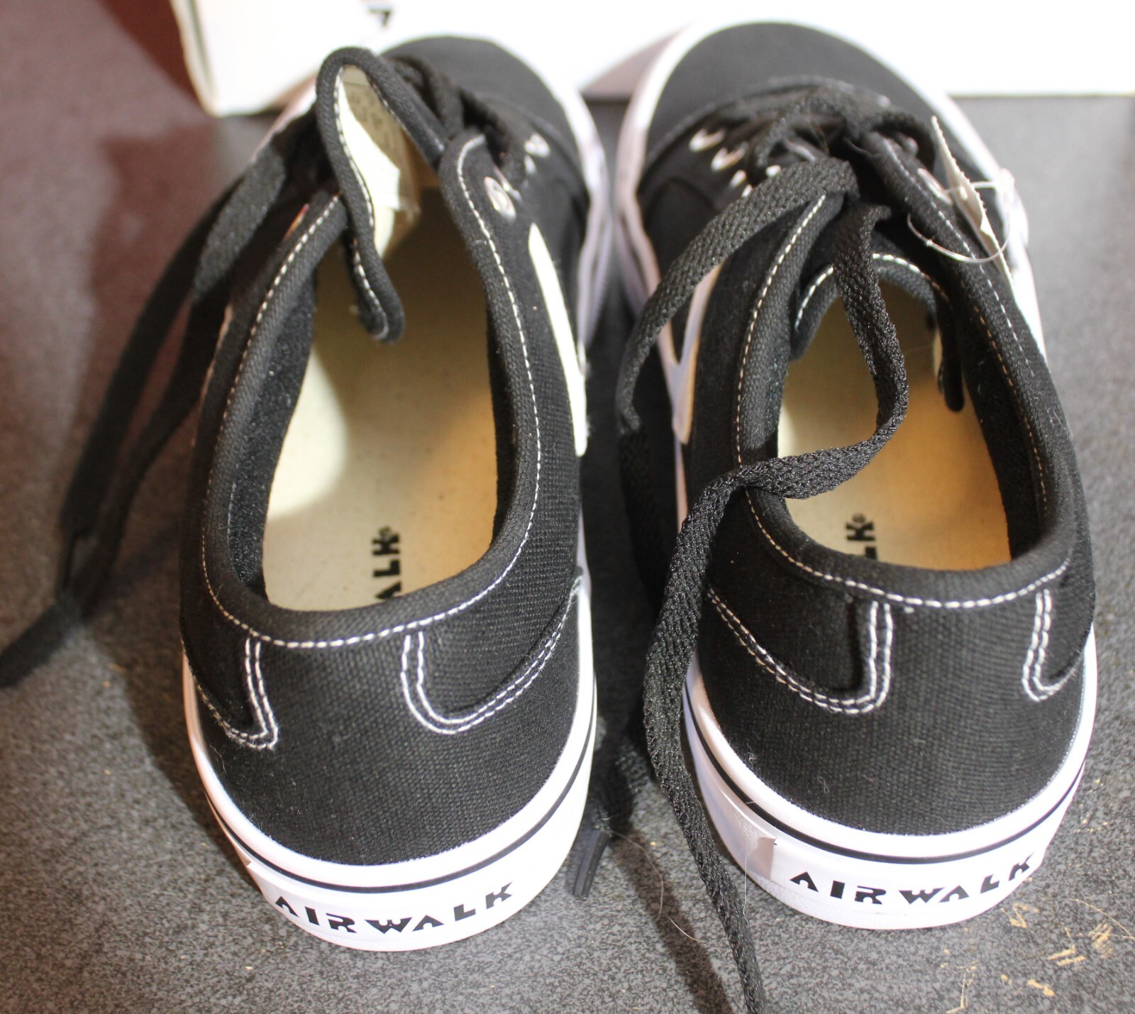 Airwalk Rieder Pro Shoes US Mens Size 7 1/2  Black non-mark sole New w/tag