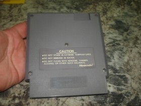GYROMITE ORIGINAL NINTENDO NES 5 SCREW 100% AUTHENTIC TESTED