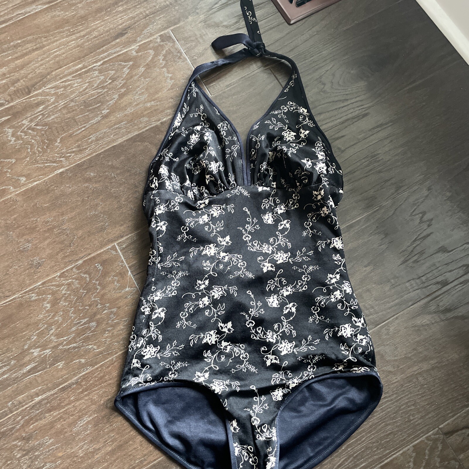 Maillot De Bain Une Pièce KECHIKA - Modèle Halter - Imprimé Géométrique - Neuf Avec étiquettes