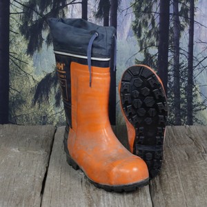 chainsaw wellington boots