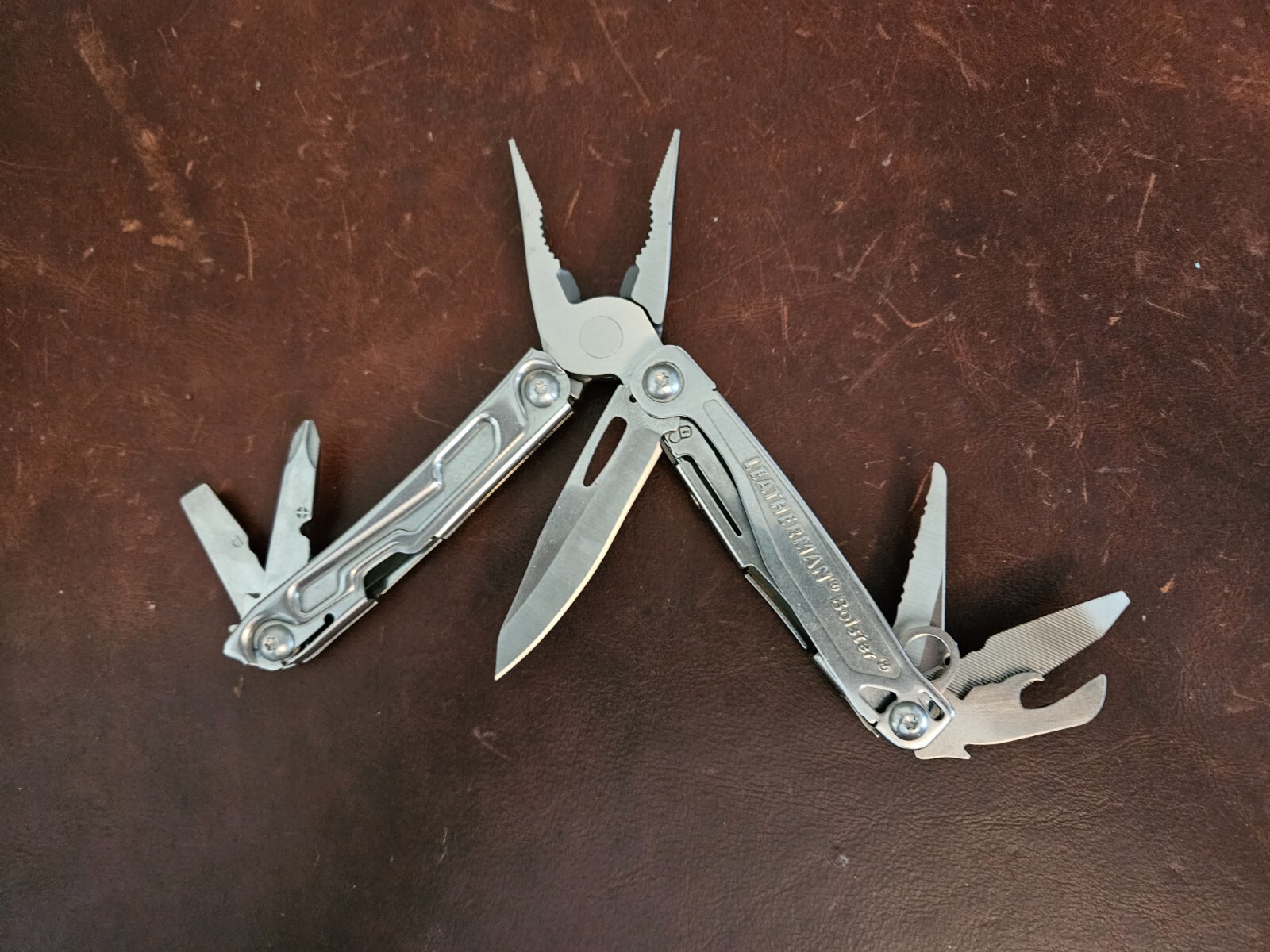 One Leatherman Bolster 13 Tool Stainless Steel Multitool TSA eBay