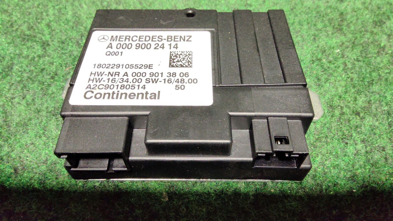 2014-2021 Mercedes Benz C300 Fuel Pump Control Unit Oem A0009002414