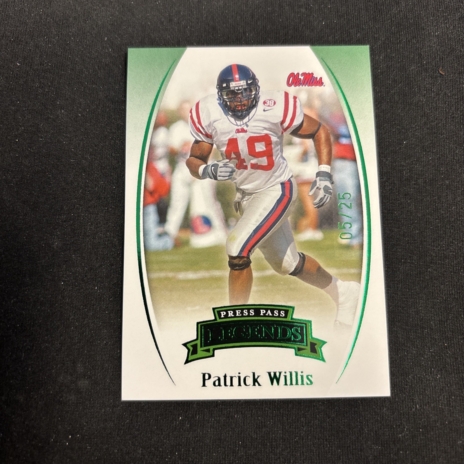 2007 Press Pass Legends - Patrick Willis #E-48 Emerald /25 (RC)