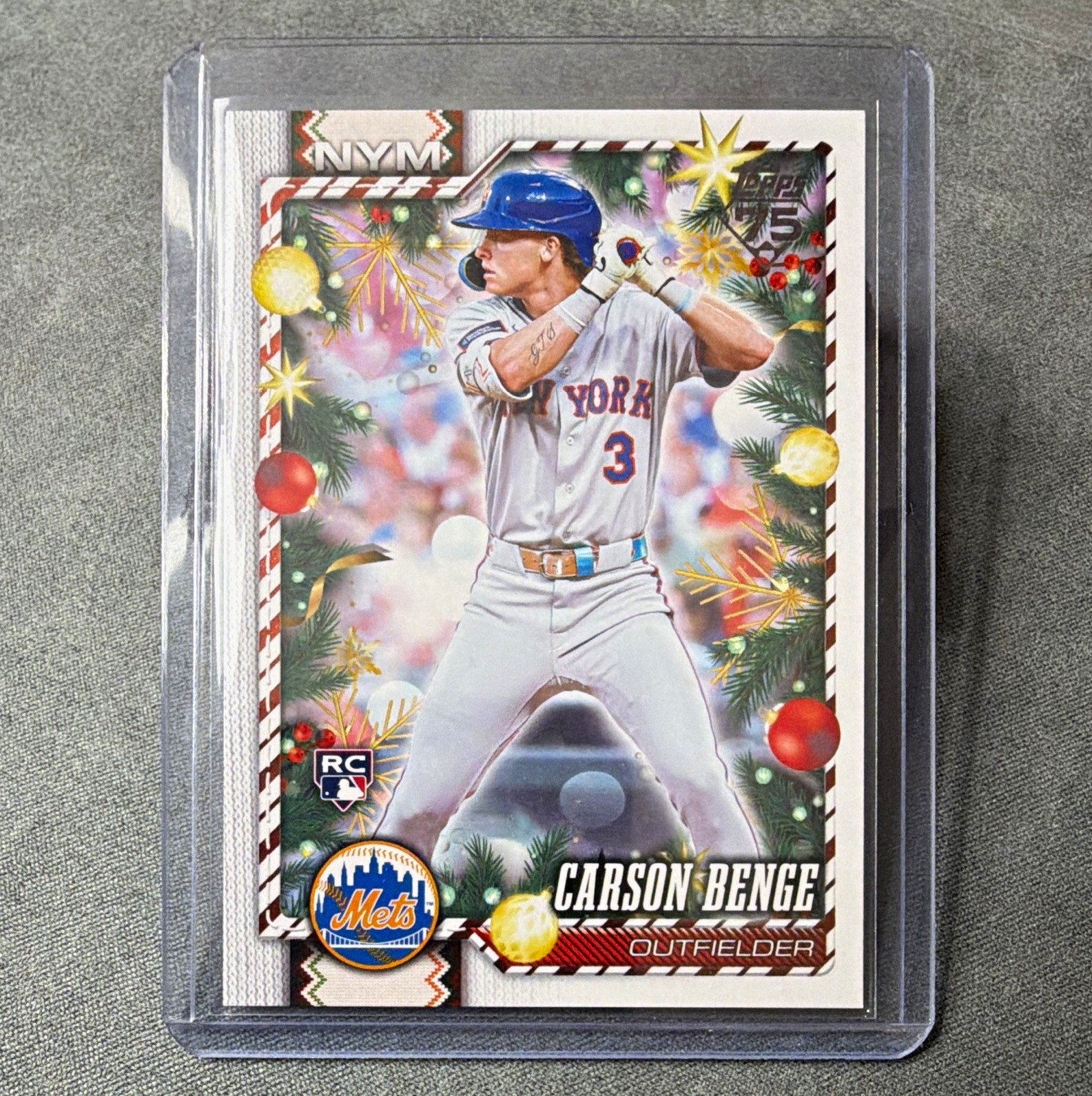 2026 Topps Holiday Carson Benge RC Holiday Variation Back Short Print  Mets
