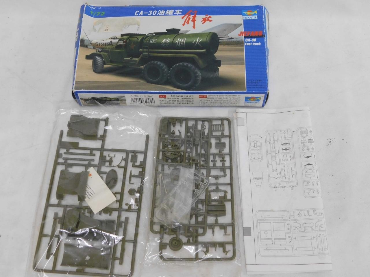 1/72 Trumpeter Jiefang CA-30 FUEL Army Truck Plastic Model Kit Complete 01104