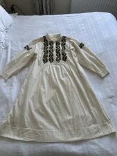 Toast Ivory Cotton Floral Hand Embroidered Collared Dress Size M GENEROUS Pocket