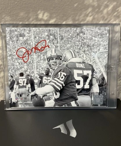Joe Montana Autographed 8" x 10" Black & White Warm Up Photo Fanatics COA