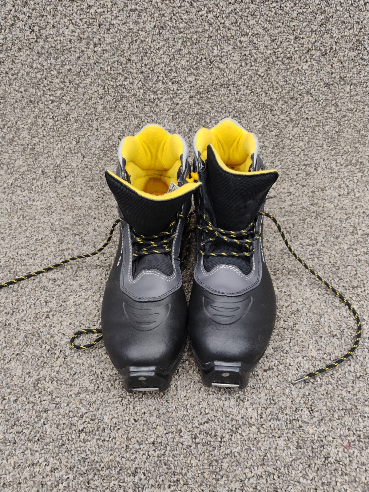 Scarponi da sci di fondo Salomon e3 OTTIMI uomo 6 nero giallo profilo SNS