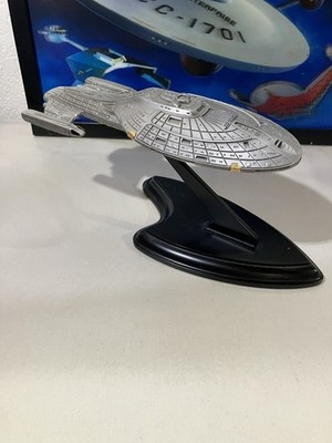 Franklin Mint Star Trek USS VOYAGER Pewter Starship 24k gold accents
