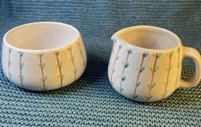 VTG CREAMER & SUGAR SET SOHOLM BORNHOLM NORDIC HANDPAINTED POTTERY
