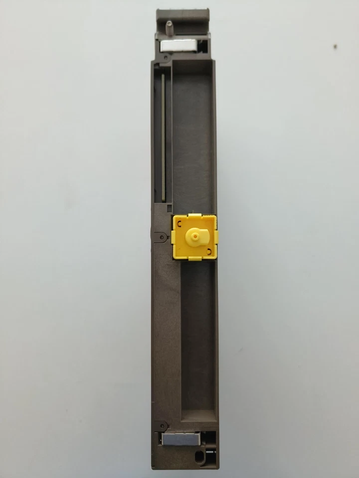 Siemens 6ES5470-7LC13 Analog Output 6ES5 470-7LC13 6ES54707LC13 Simatic S5 - Imagen 4 de 4