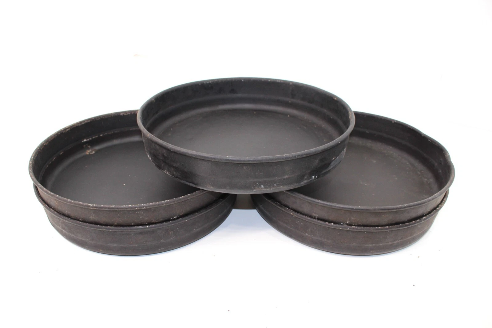 5 - LITTLE CAESARS 12"x 2" Commercial Aluminum Black Pizza Pan Seasoned ROUND
Opens in a new window