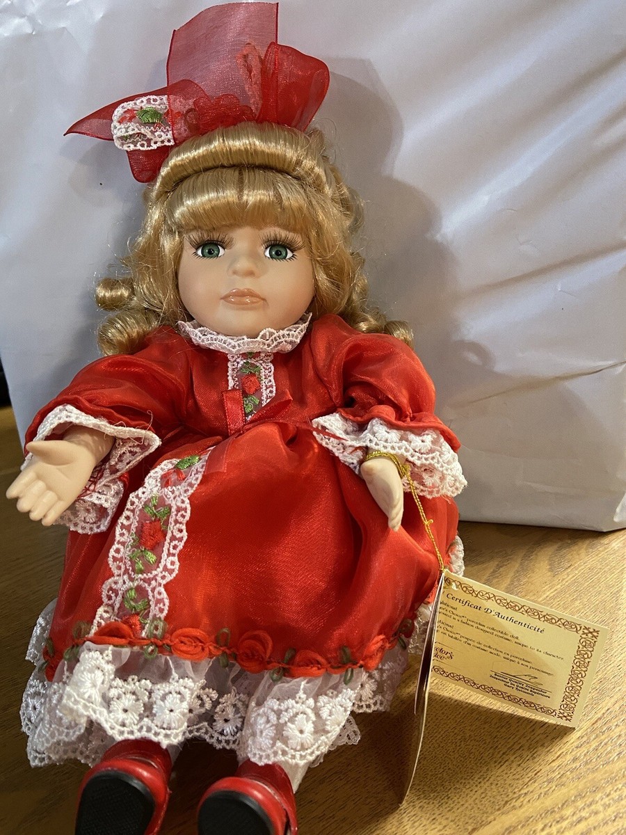 COLLECTORS CHOICE SERIES PORCELAIN MUSICAL DOLL REAL PICS