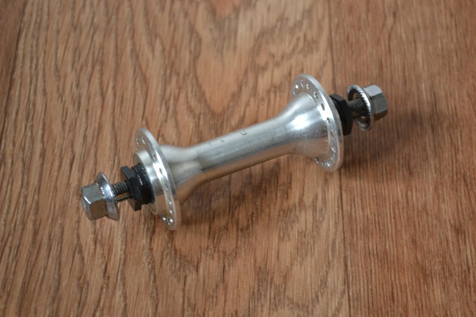 De colección 1991 Sachs-Maillard 36 agujeros aleación buje delantero atornillado Foto 2 de 4