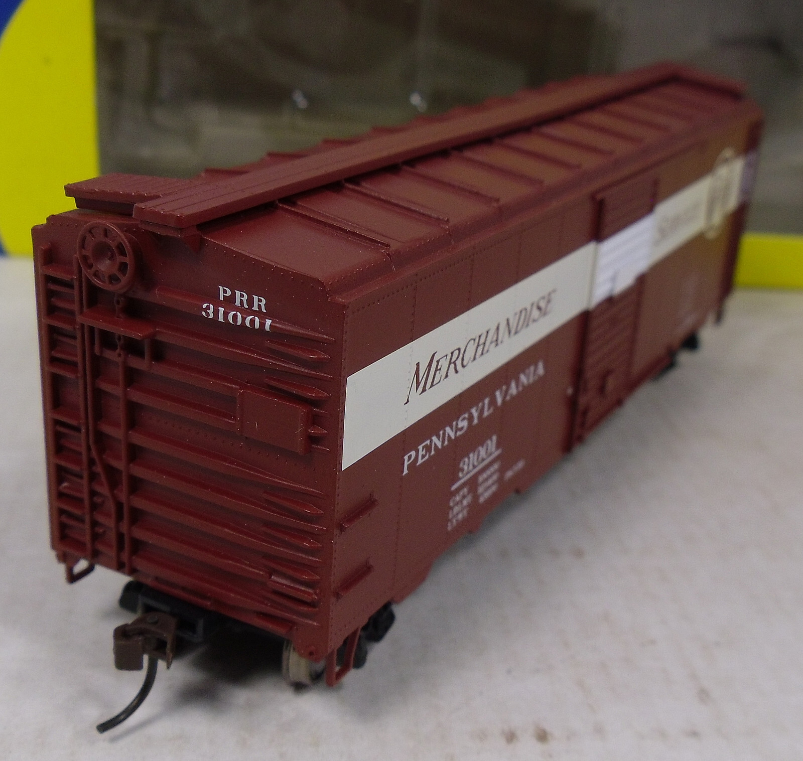 Athearn HO Scale Pennsylvania Railroad 40' 'Merchandise Service' Box