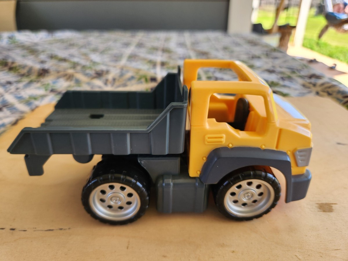 Mattel Fisher Price Dump Truck