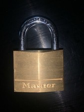 Master Lock 2 Mosiężna kłódka z kluczami Blokada walizki na broń Uniwersalne przeznaczenie 1" Kajdan 