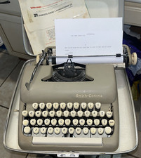 1965 Smith-Corona Sterling Working Vintage Portable Typewriter &Case+Instruction thumbnail