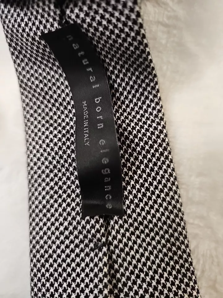 Corbata de cuello Lanificio F.LLI Cerruti DAL 1881 64 % cachemir 36 % seda hecha en Italia C4 Foto 4 de 4