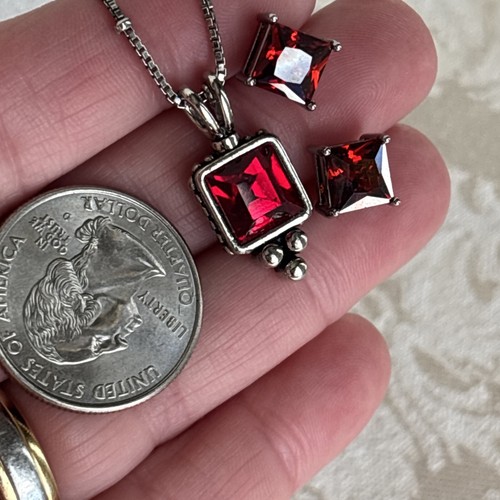Lia Sophia Lady In Red Necklace Antique SilverTone Signed & Bonus Earrings Chain - Picture 19 of 22