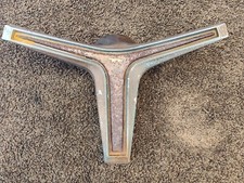 1970 1973 Mercury Cougar 3 Spoke Rim Blow Steering Wheel Pad Used Ginger