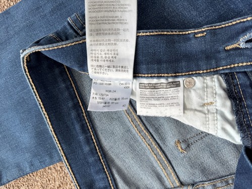 Levi ladies 312 shaping slim blue denim jeans. Waist 28 Length 34 - Picture 6 of 8