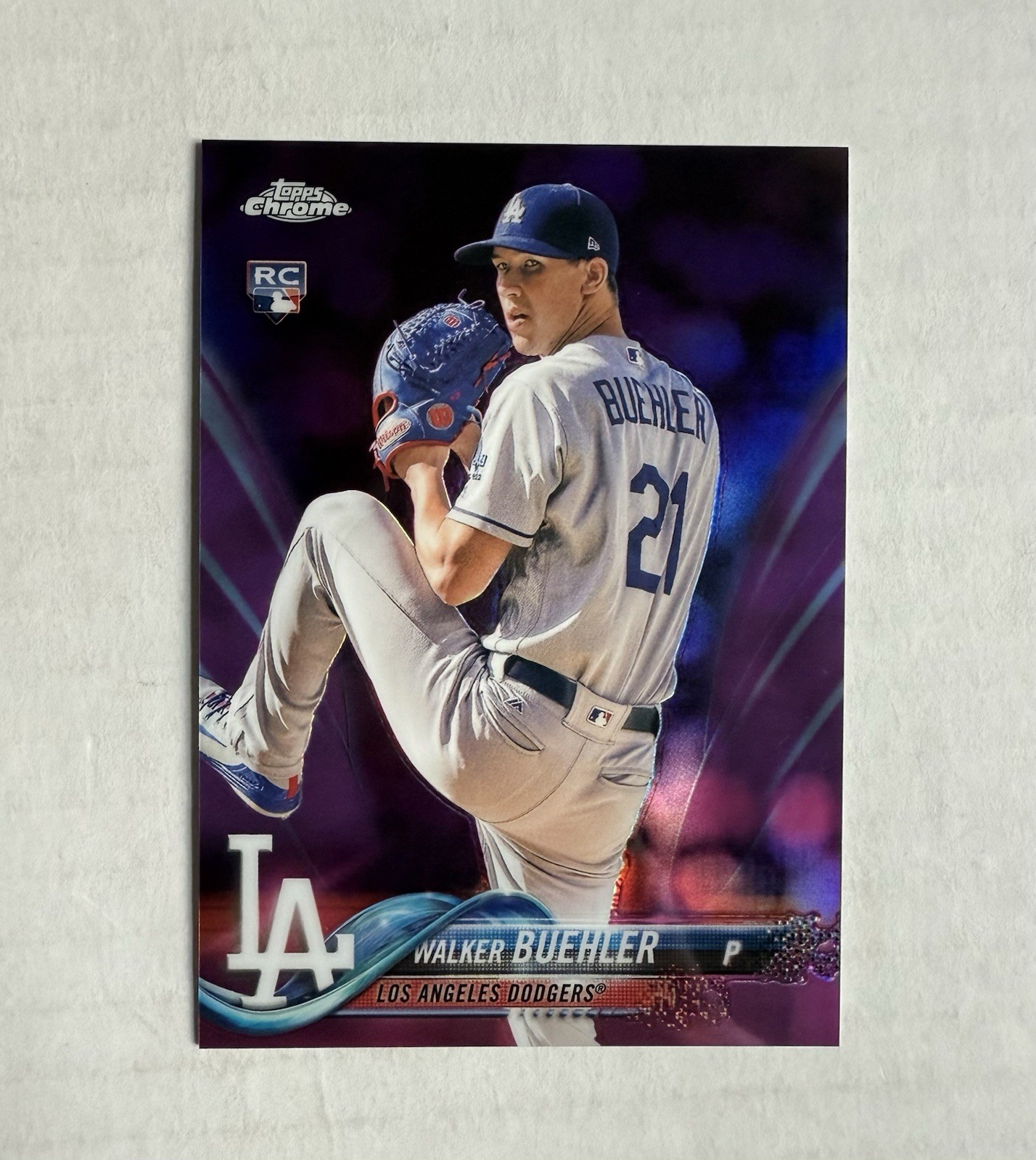 2018 Topps Chrome Update Walker Buehler RC Refractor Pink HMT19 Padres