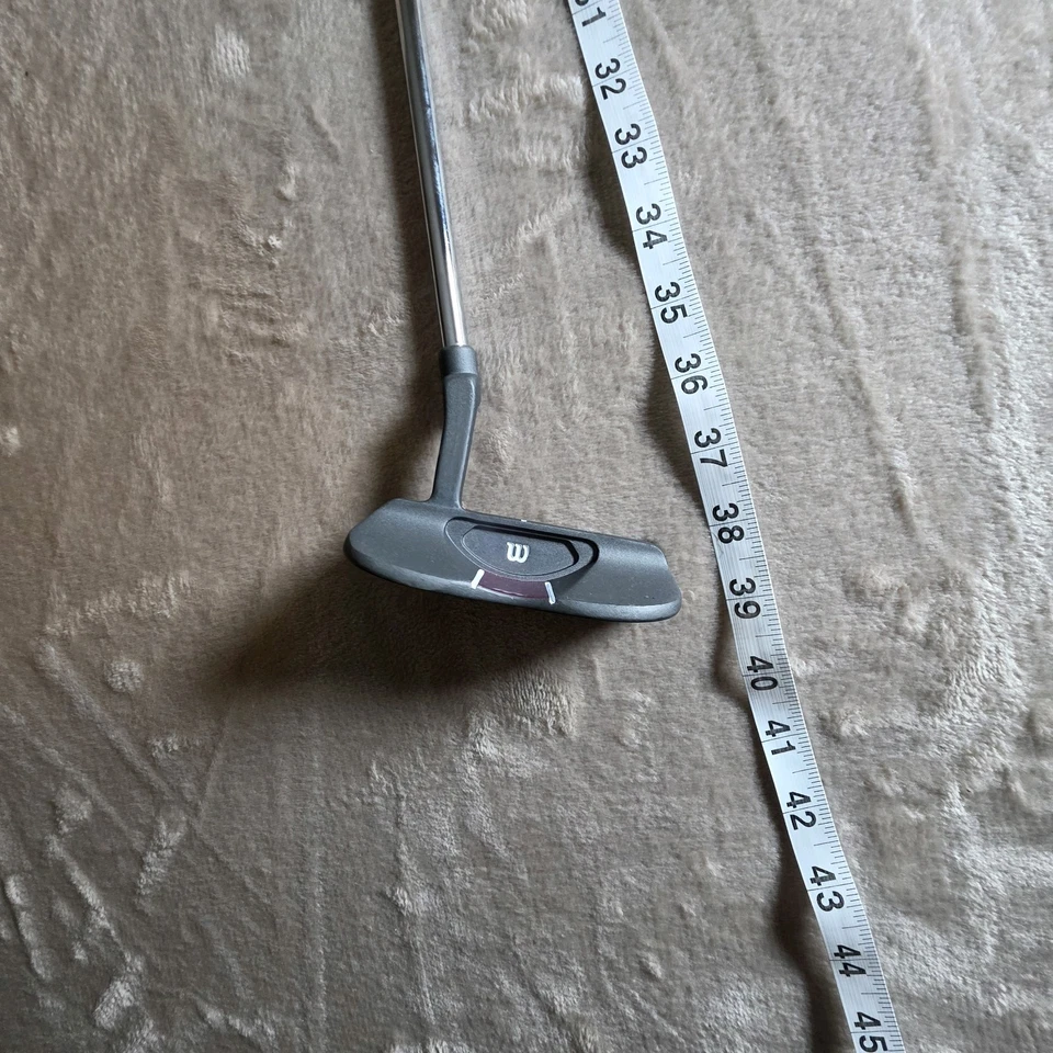 Putter RH Wilson Women's Ultra Blk Putter Golf Club 35" Steel Shaft Pink  - Image 4 of 4