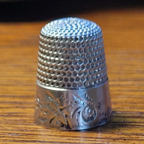 4.58 Grams ~ Antique Sterling Silver Butterfly Sewing Thimble ~ Size 7