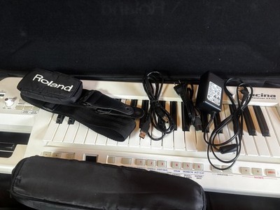 Roland Lucina AX-09 37-Key Keytar Synthesizer Pearl White w/ case