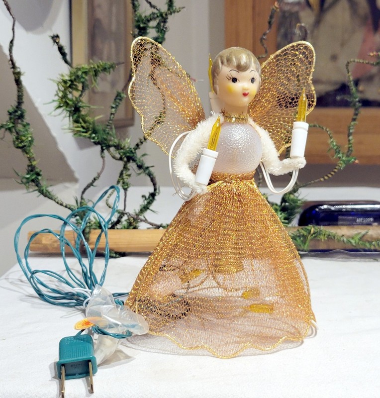 Midget Angel Christmas Tree Topper. Japan, 1970s. Never used, with extra bulbs