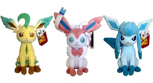 Pokemon Eevee Evolution Glaceon, Leafeon & Sylveon Exclusive 8-Inch Plush 3-Pack