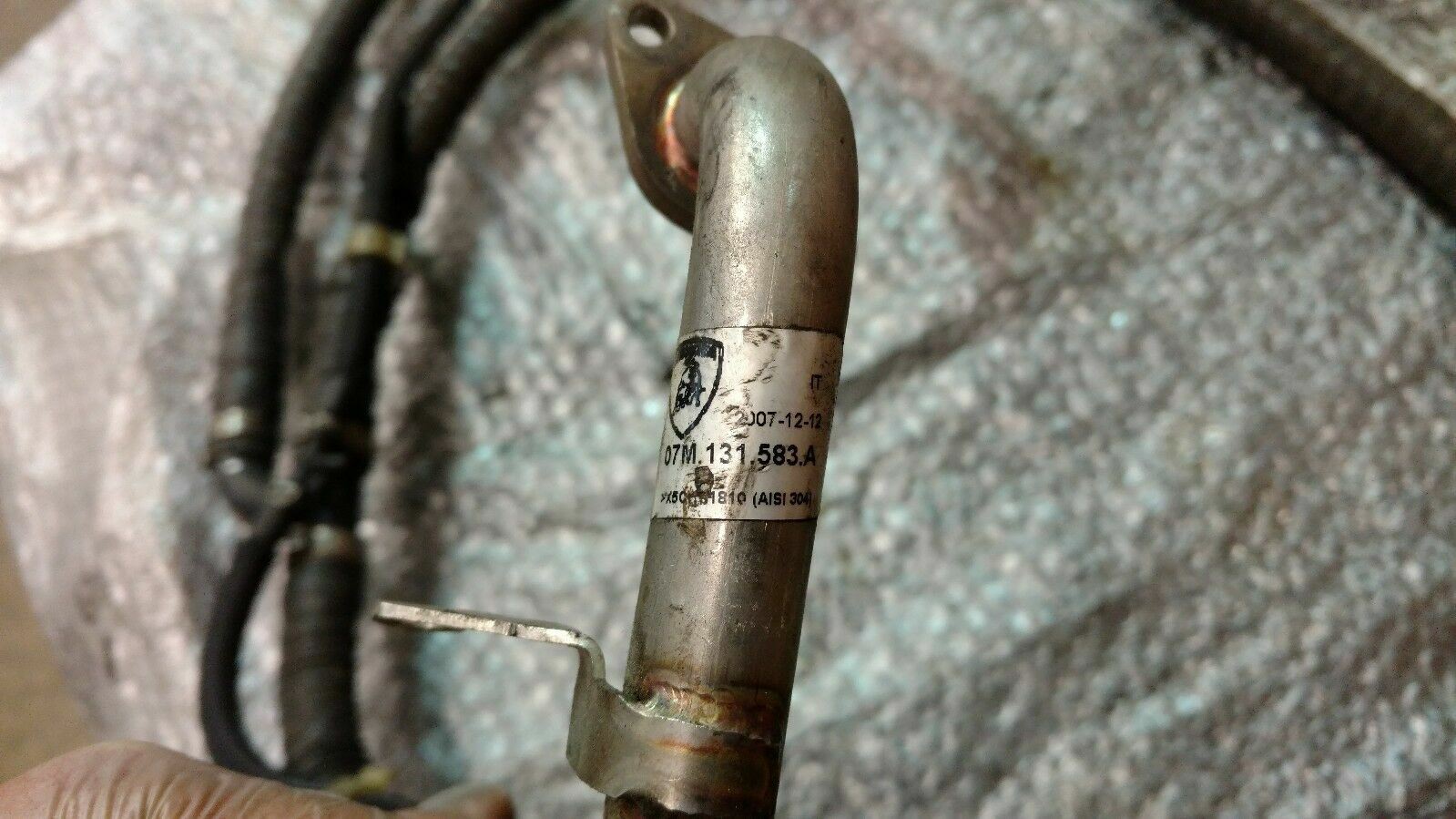 LAMBORGHINI MURCIELAGO LP640 SECOND AIR VALVE PIPE TUBE ASSEMBLY OEM 07M131583A