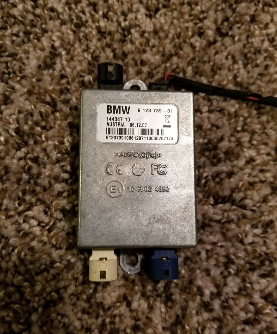 Picture 1 of 4