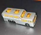 Vintage Lesney Matchbox No 66 Greyhound Coach Regular Wheel  1967 Nice