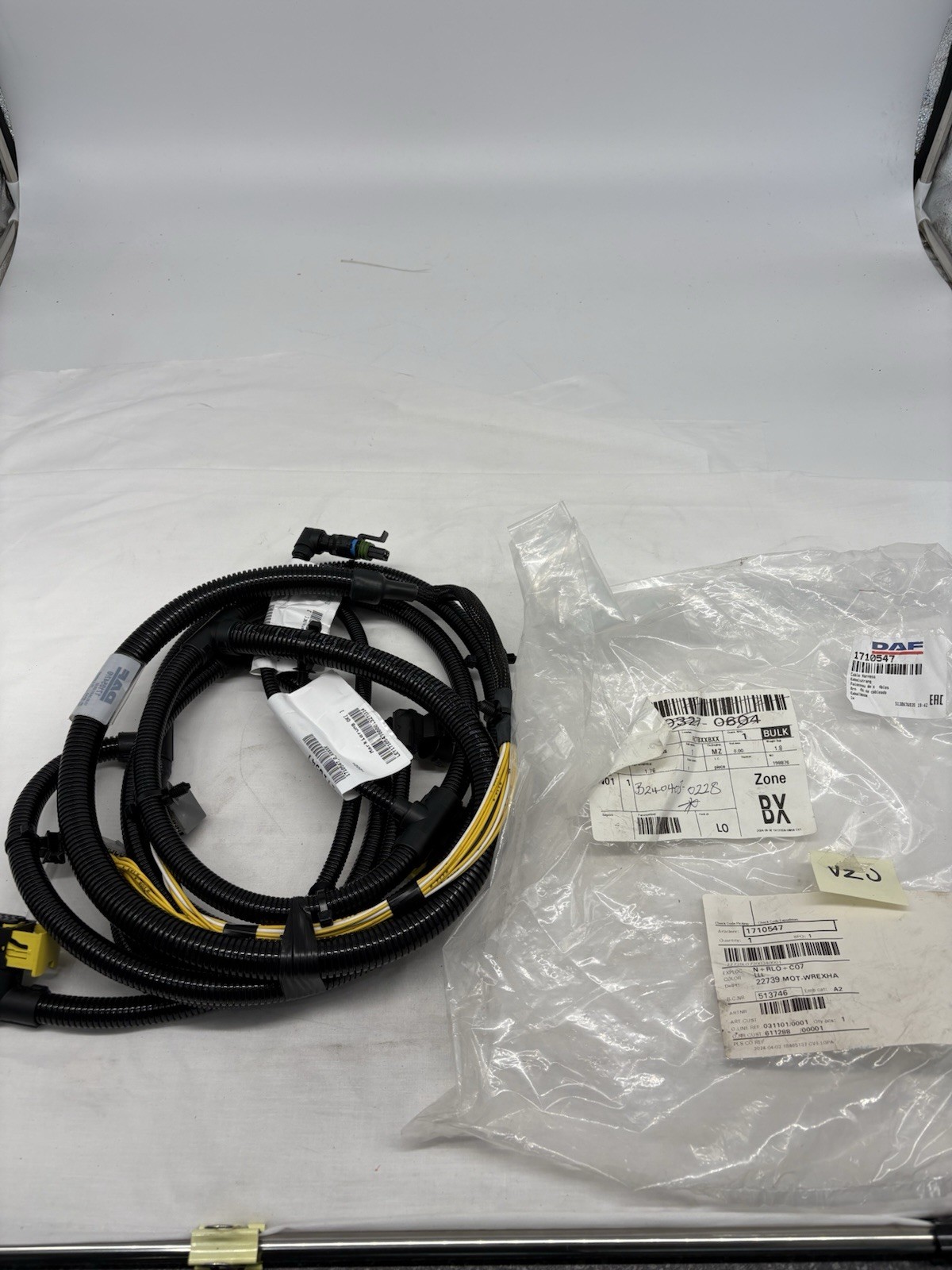 DAF Chassis/Headlight Wiring Harness - 1710547