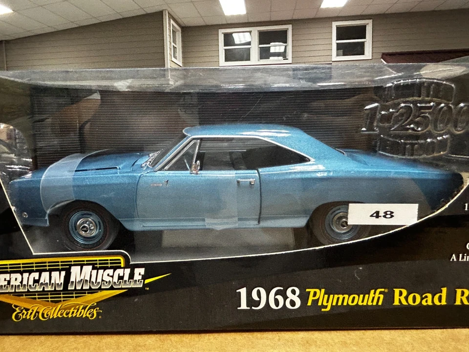 Plymouth Road Runner 1968 edición limitada Ertl Collectibles escala 1 de 2500 1:18 Foto 2 de 4