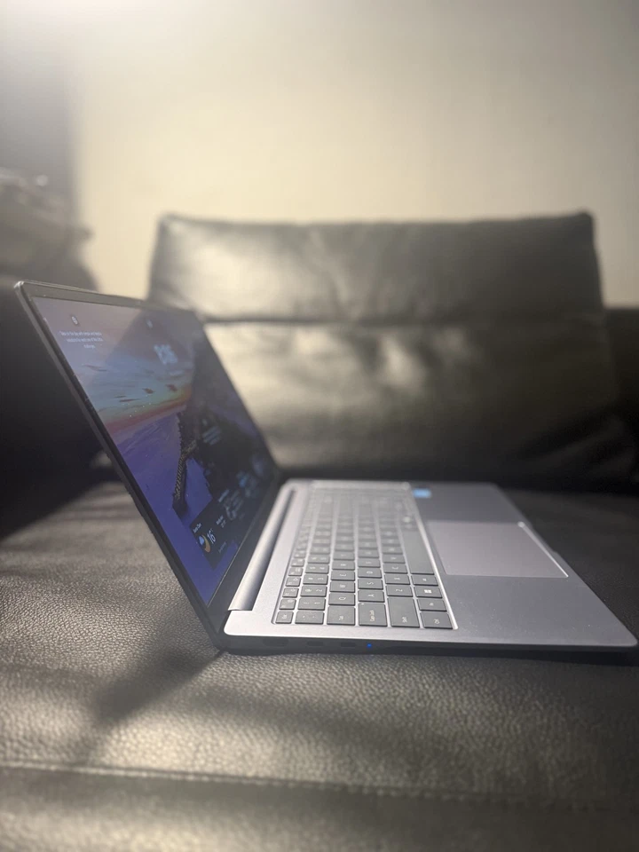 Samsung Galaxy Book4 Edge 15.6" FHD Snapdragon X Plus 16GB RAM 512GB SSD Foto 4 de 4