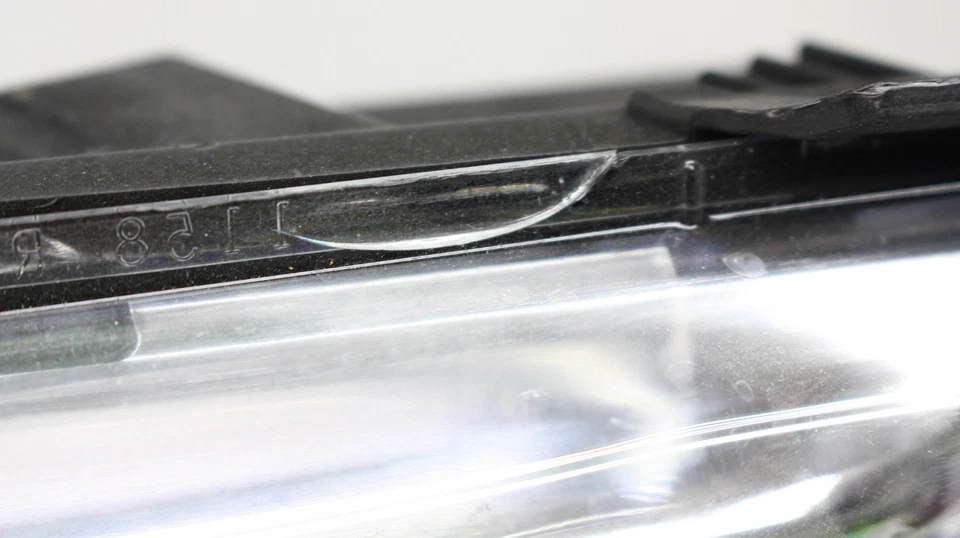 Оригинальная светодиодная противотуманная лампа для правой стороны пассажира для Lincoln Aviator LC5Z-15A201-F - Изображение 3 из 4