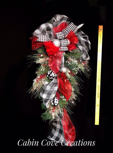 Buffalo Plaid Teardrop Swag Wreath Black White Buffalo Plaid Christmas Decor - Picture 2 of 12