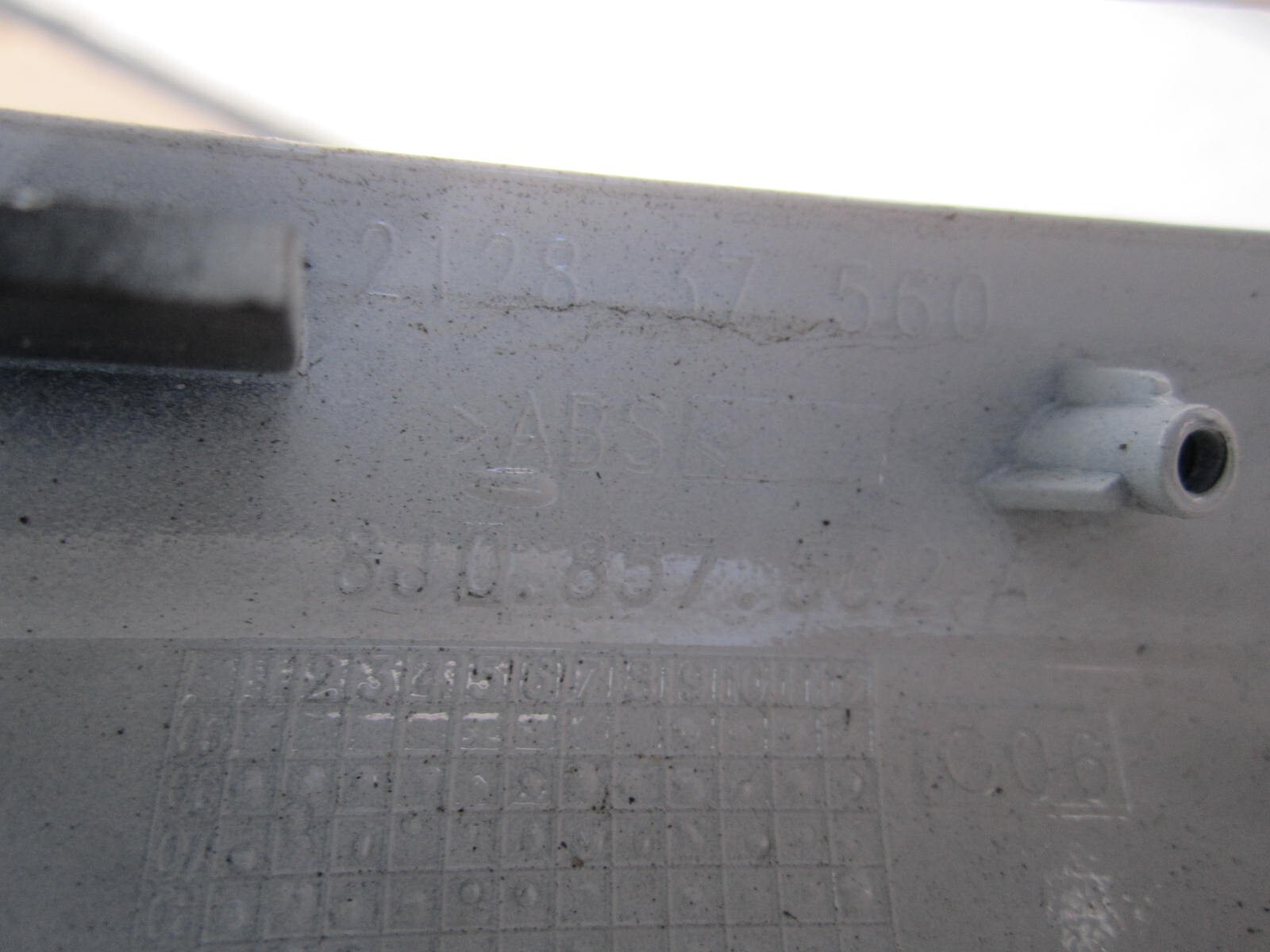 os303432 Audi R8 TT TTS 2008 2009 2011 2013 2014 2015 Front RH Mirror COVER OEM