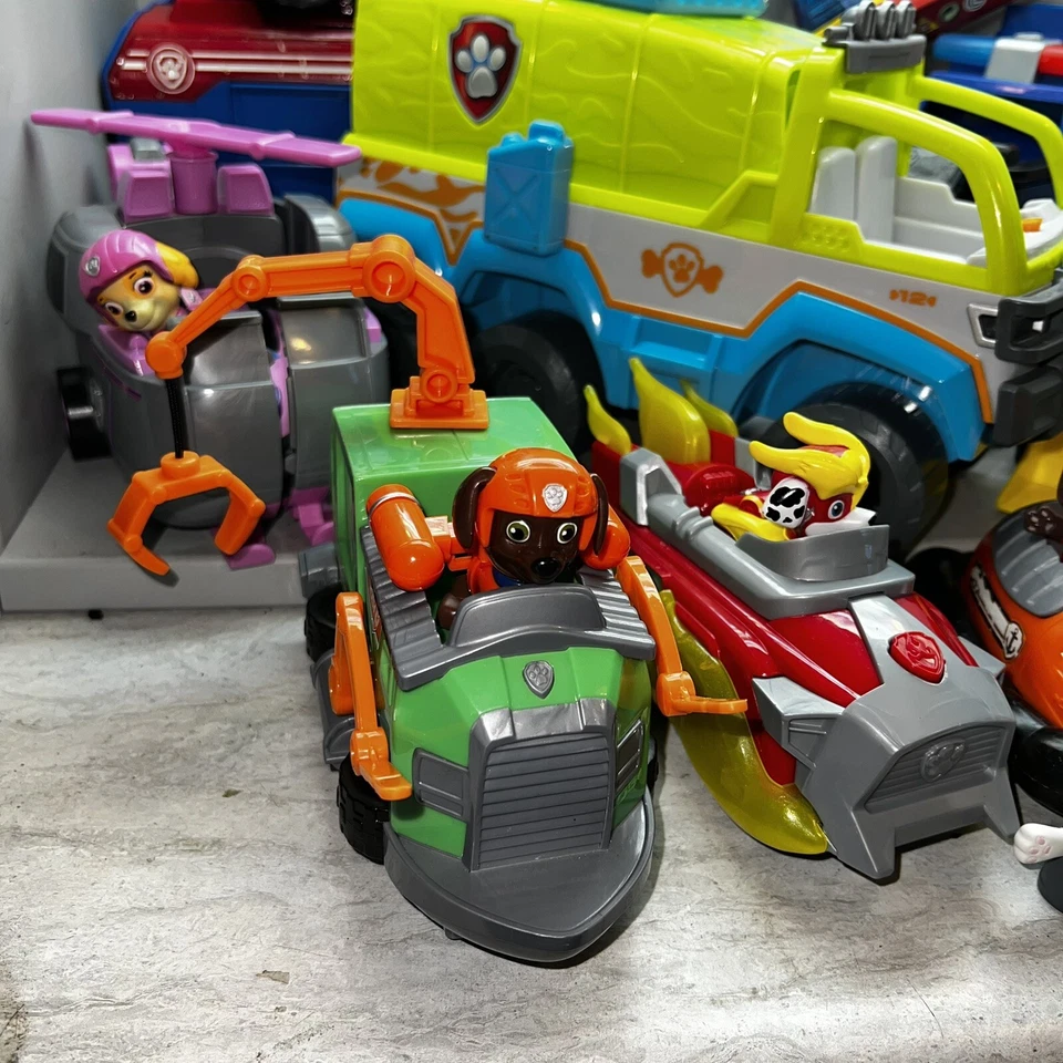 Lote de vehículos de peluche coleccionables Paw Patrol CHASE Peluche Spin Master Car Truck 20 Foto 3 de 4