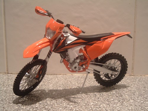1:12 2019 KTM 350 EXCF EXC-F MOTOCROSS ENDURO MODEL SUPERB DETAIL 4T 4 STROKE - Picture 6 of 13